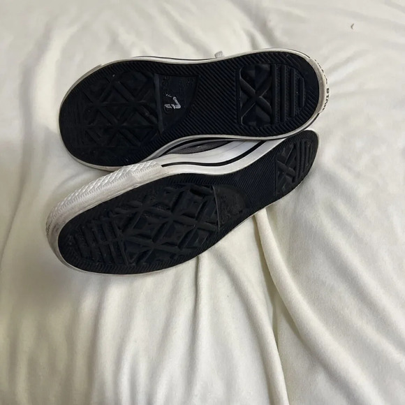 Size 5.5 - Converse Chuck Taylor All Star High Top Superman edition - Picture 7 of 7